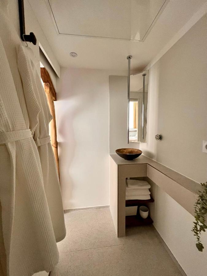 Tamarin & Capucin Suite Balneo オーバーニュ エクステリア 写真