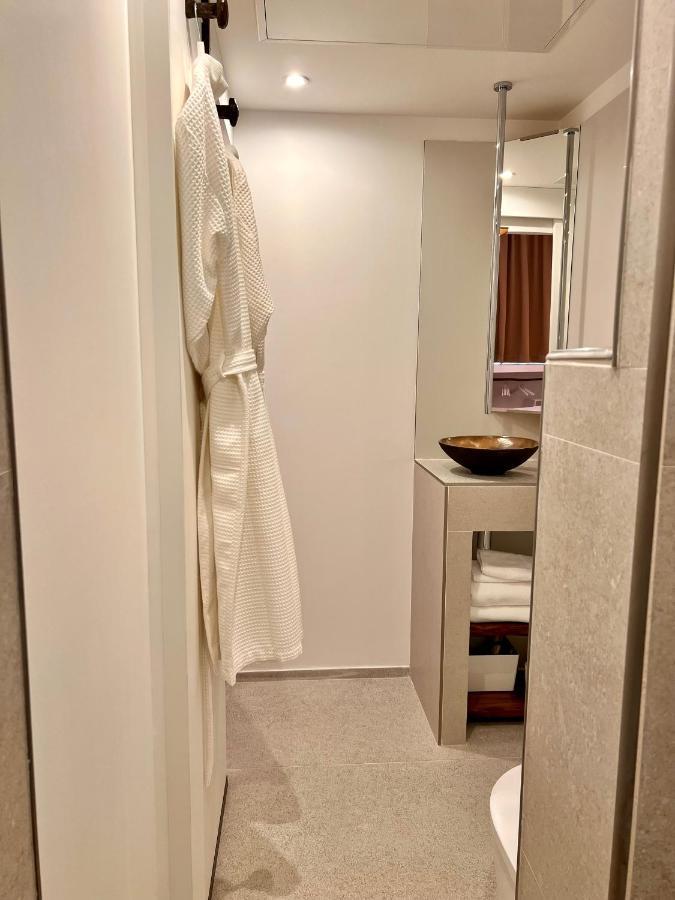 Tamarin & Capucin Suite Balneo オーバーニュ エクステリア 写真